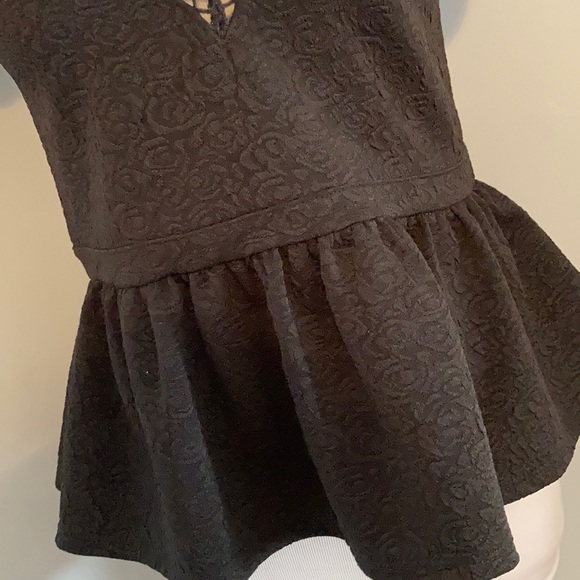 Free People Embroidered Top Vneck - Black - Small - Picture 12 of 15